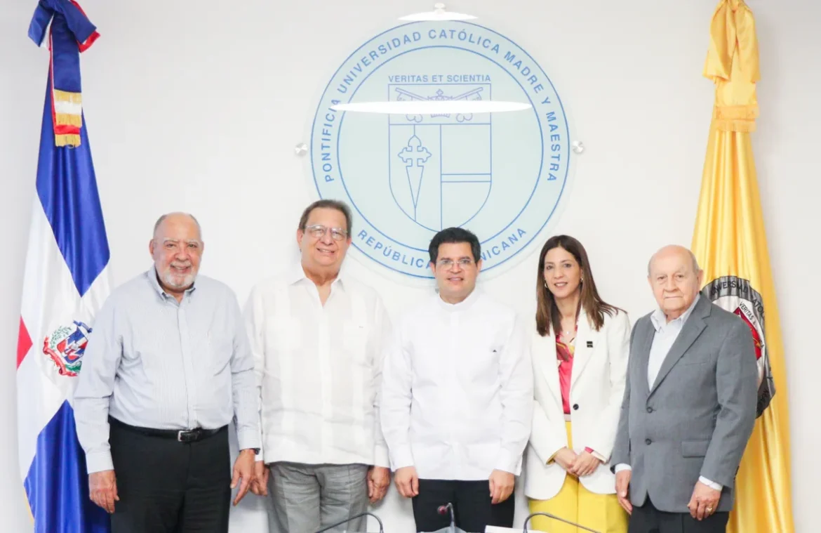 PUCMM sede del encuentro entre Rectores de Universidades Dominicanas (RUNED)