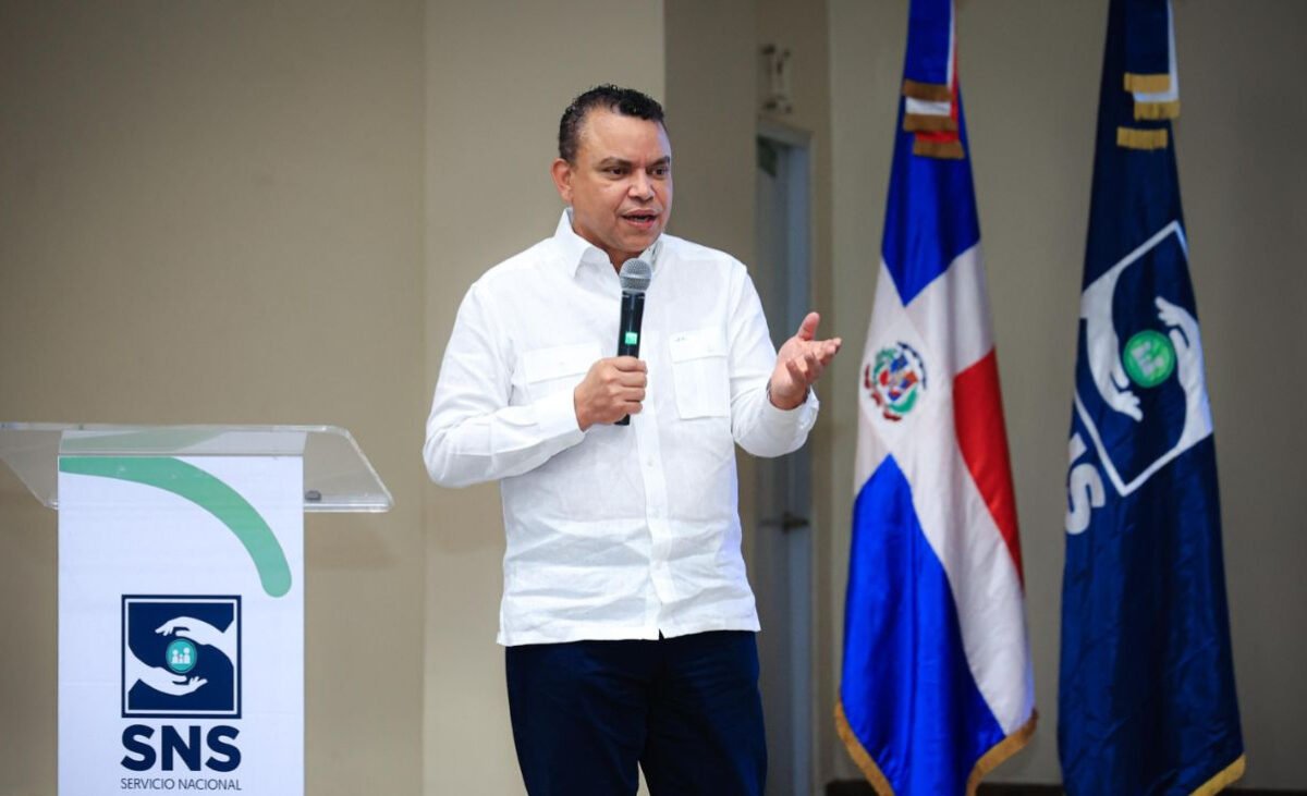 SNS autoriza instalación de consultorio médico en el Centro UASD Cotuí