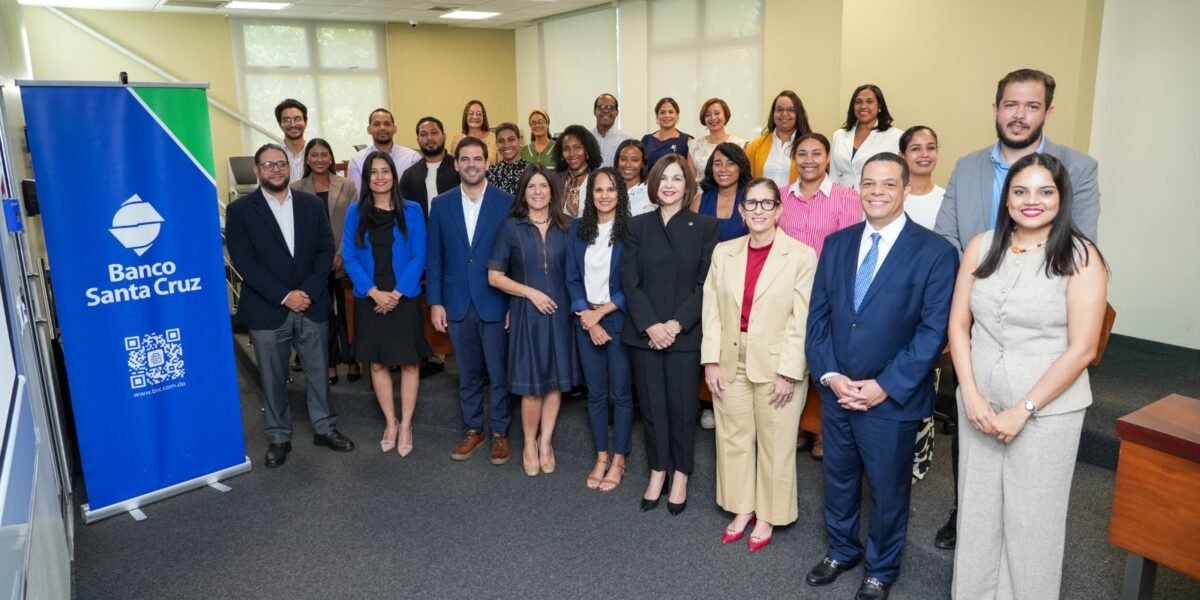 Banco Santa Cruz fortalece el periodismo responsable con capacitación en inteligencia artificial