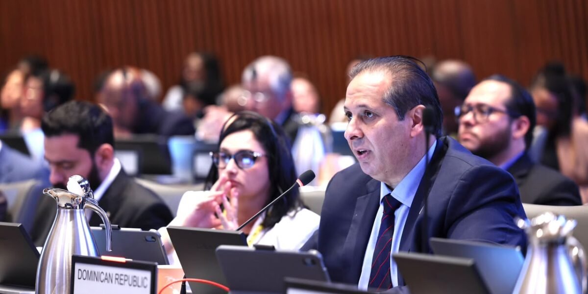 Víctor Atallah participa en Consejo Directivo de la OPS y reafirma prioridades de salud para República Dominicana